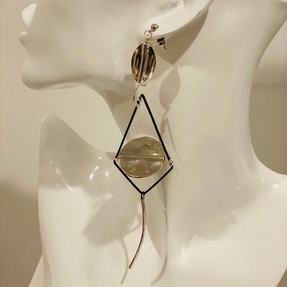 Handmade jewellery in silver & black plated brass. - Picture 2 of 3